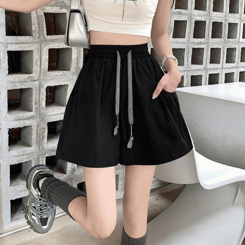 ショートパンツ