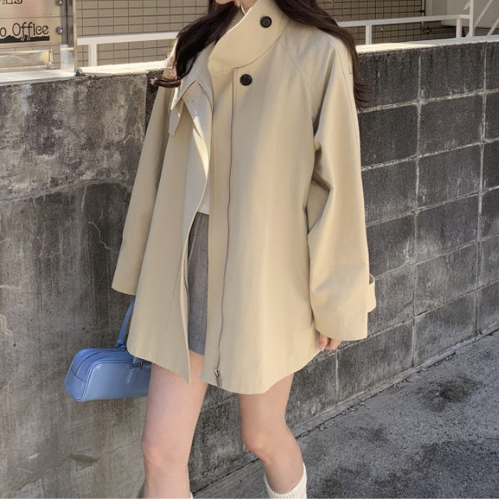 ショートトレンチコート