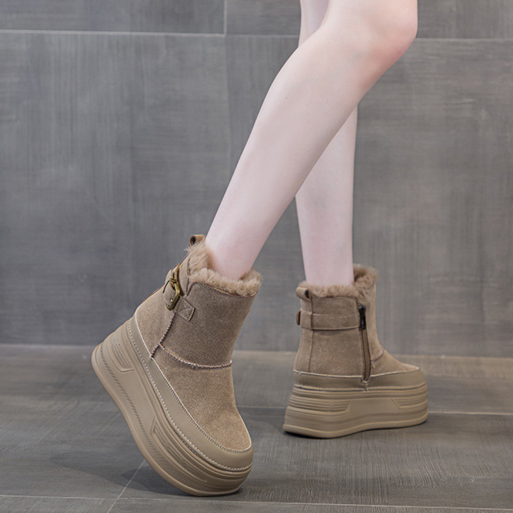 ボアバックル厚底ショートブーツ