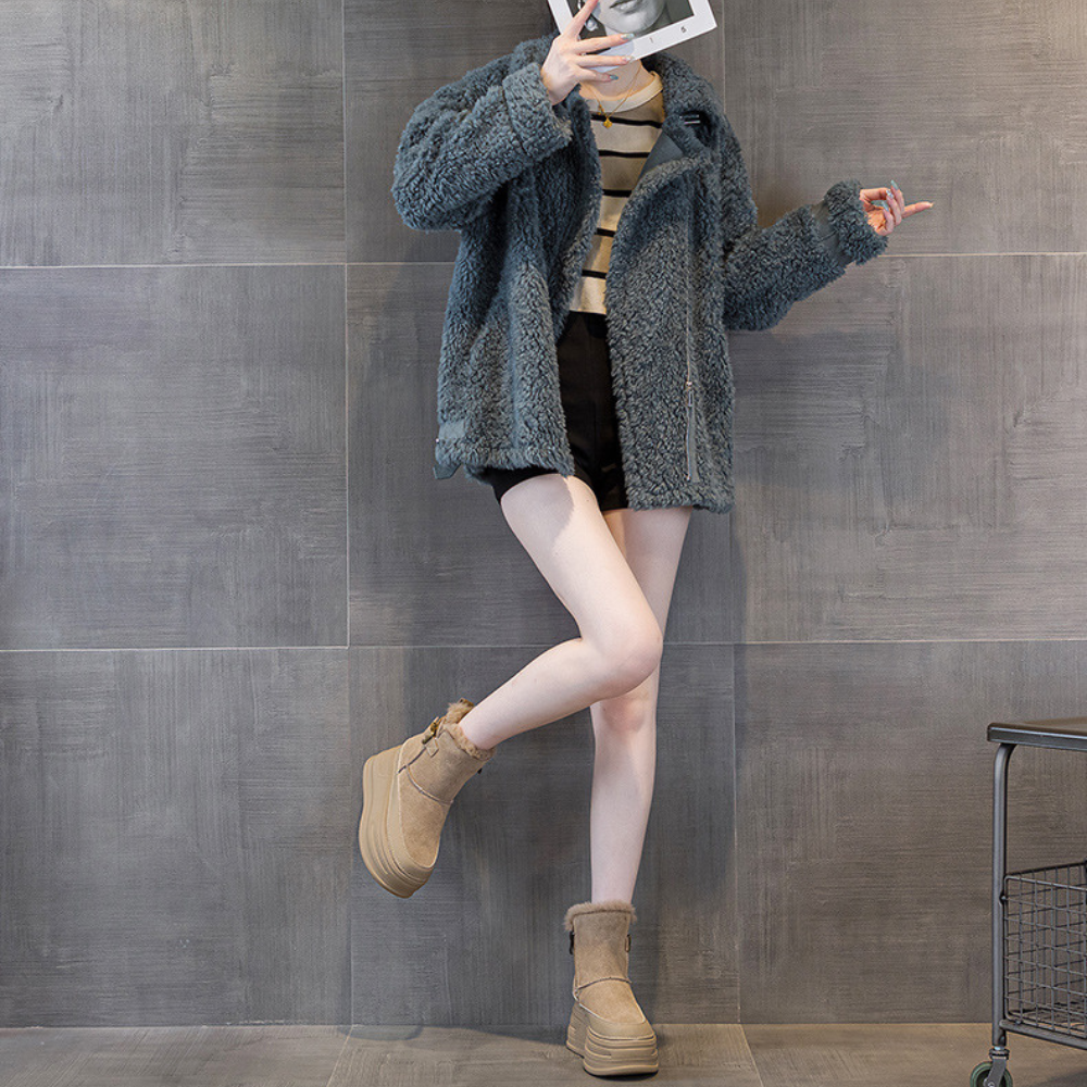 ボアバックル厚底ショートブーツ