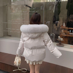 ファーフードショートダウン