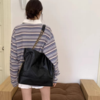 チェーンショルダートートバッグ