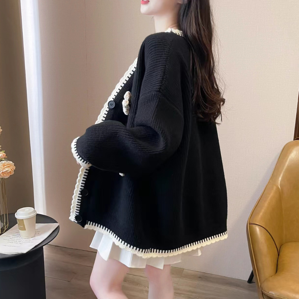 フラワーモチーフ付きカーディガン｜ガーリーカジュアル