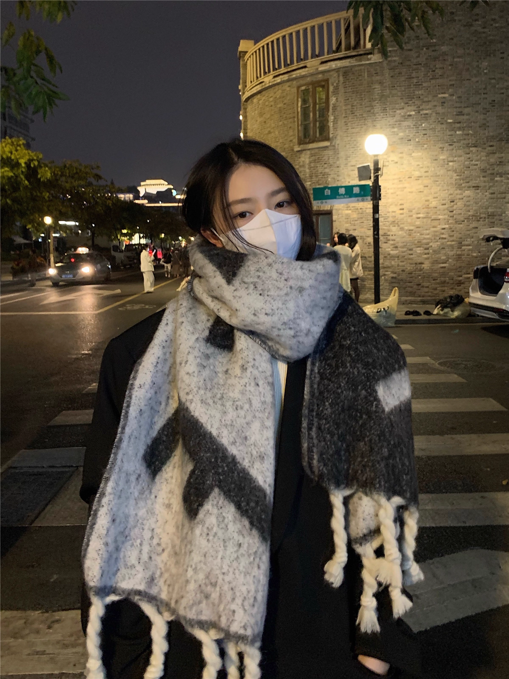 Fロゴシンプルボリュームマフラー