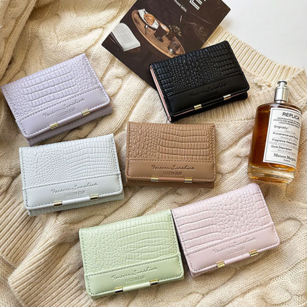 クロコ調デザイン｜コンパクト三つ折り財布