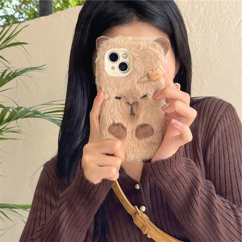 カピバラファーiPhoneケース