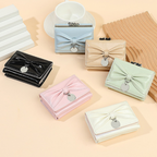 リボンチャーム｜ダブルハート留め具付き三つ折り財布