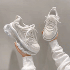 ボリュームソール｜クリアエアスニーカー