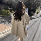 ショートトレンチコート