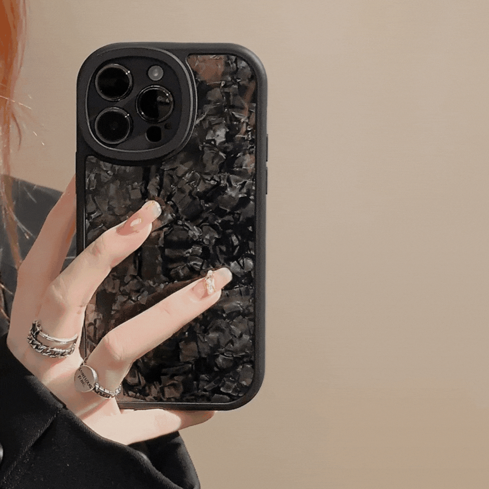 ブラックシェル調｜艶感iPhoneケース