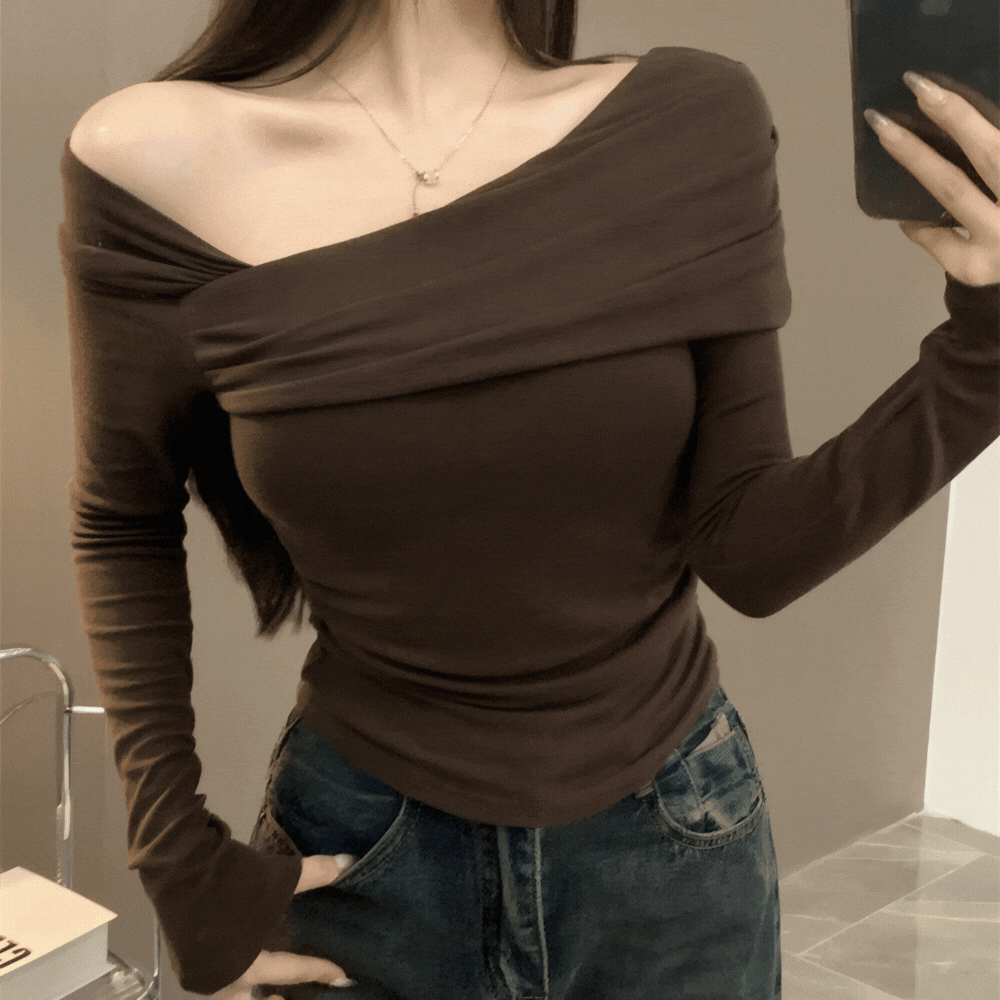 マルチショルダードレープトップス