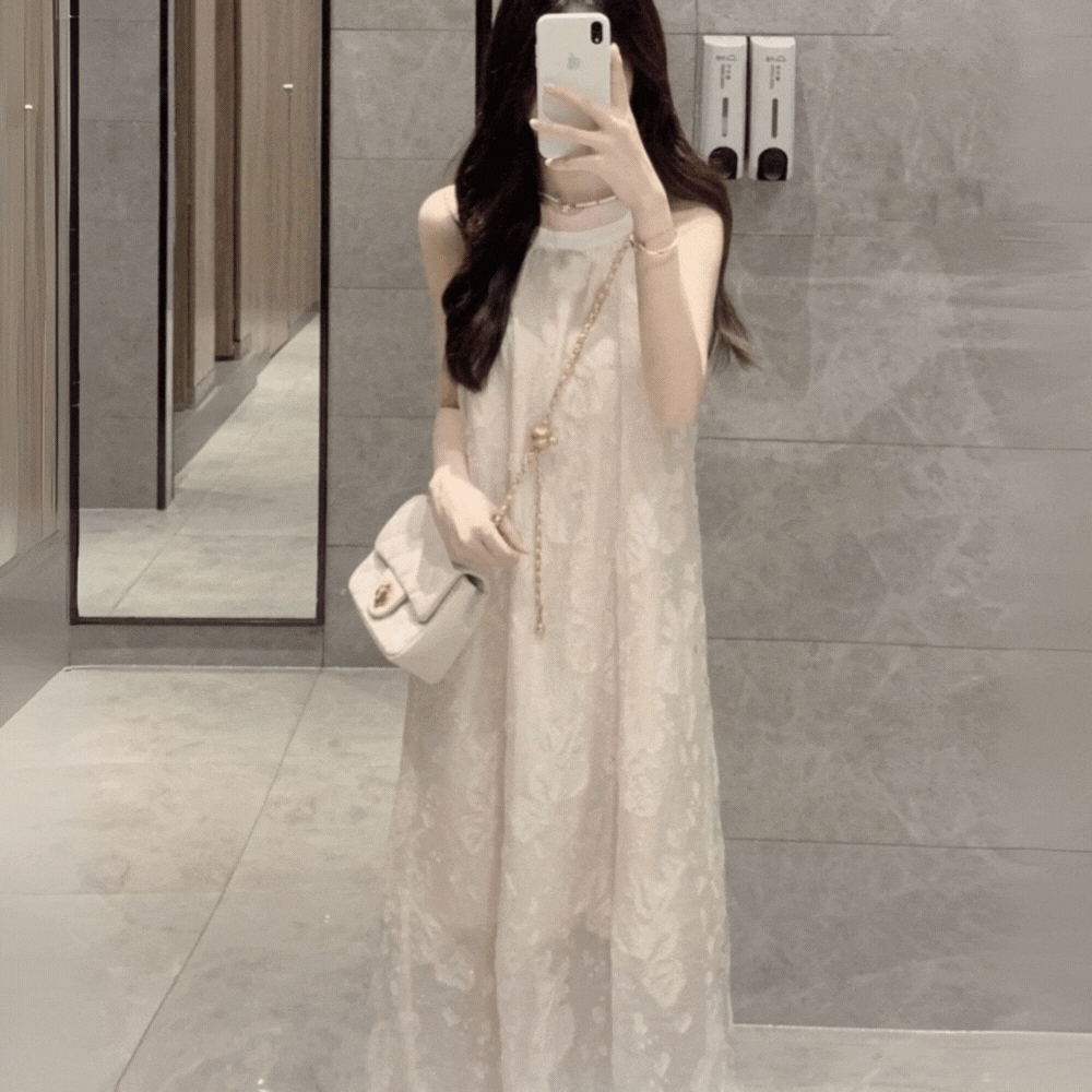 ふわりと軽やか｜ノースリーブ刺繍ワンピース