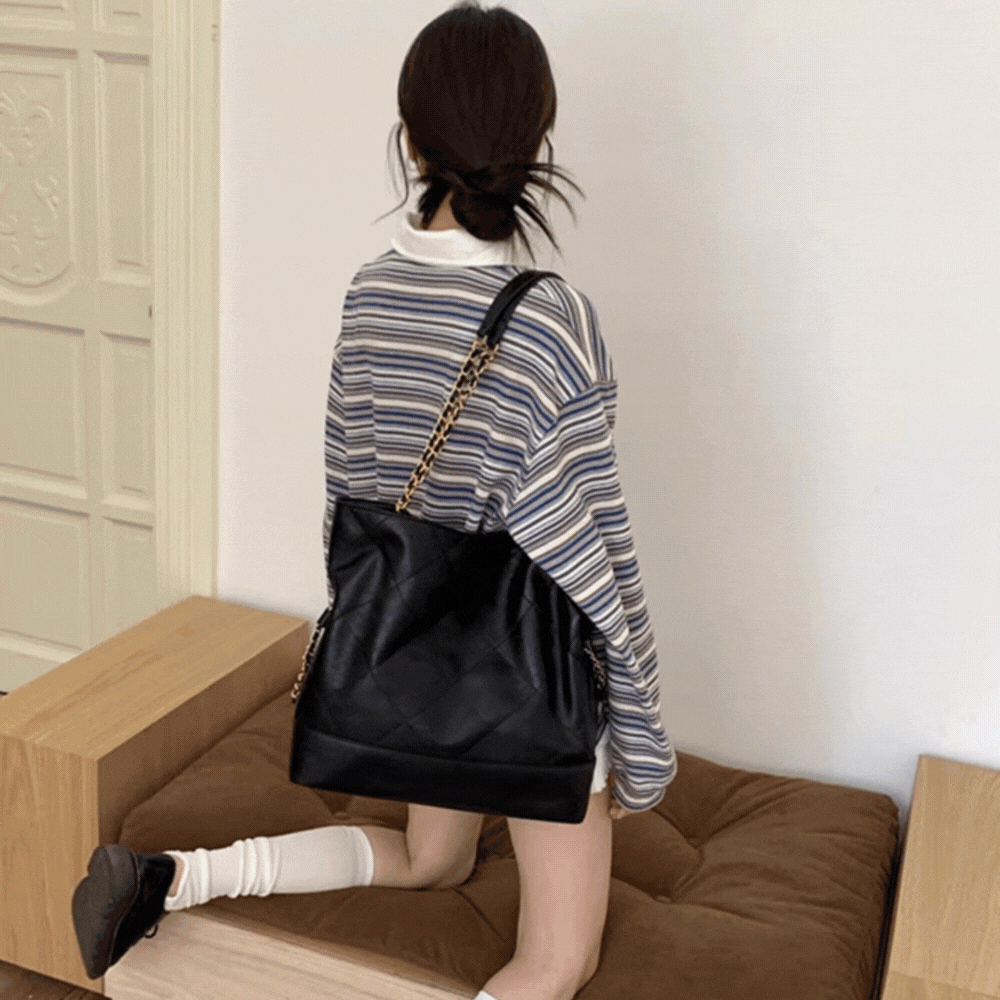 チェーンショルダートートバッグ