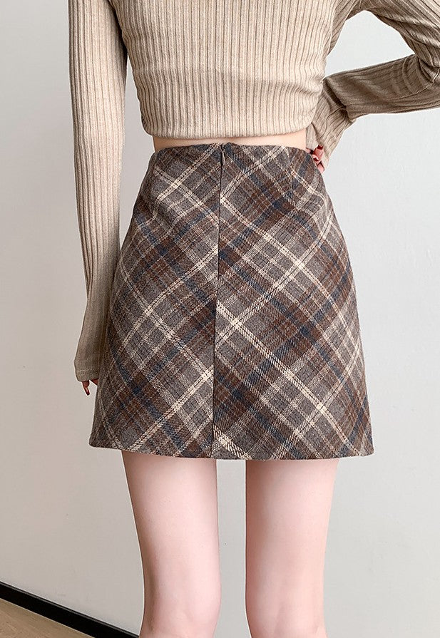 チェック柄ミニ｜Aラインスカート