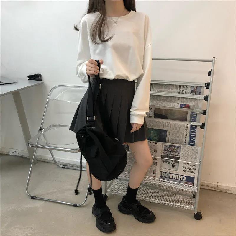 ガーリーカジュアル｜バックリボントップス