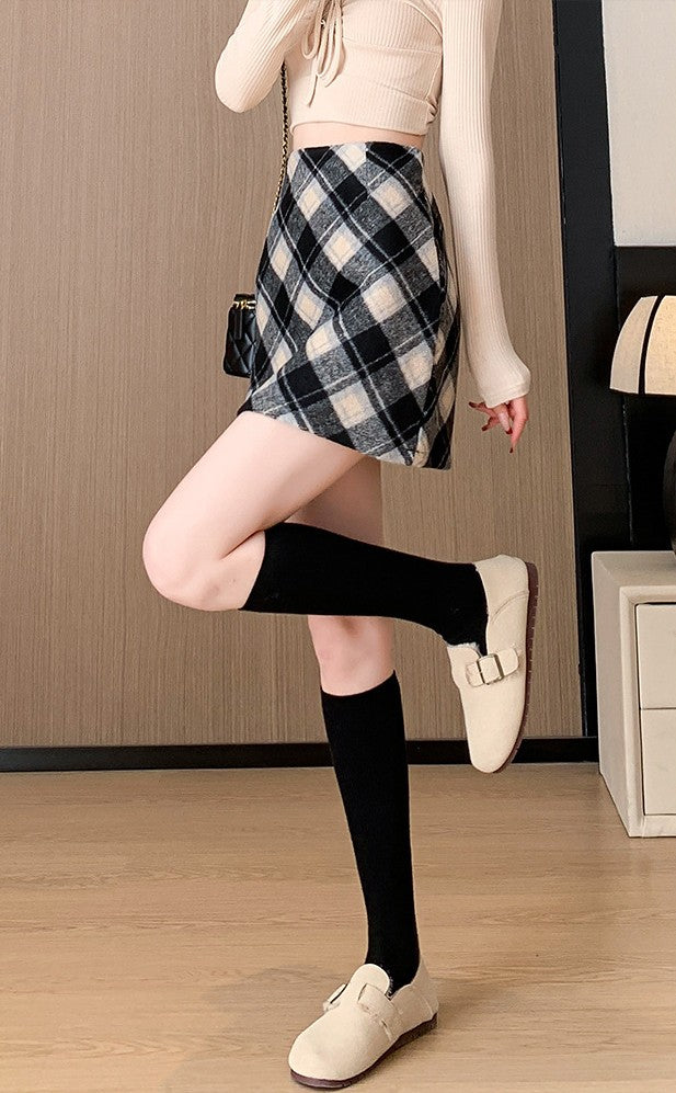 チェック柄ミニ｜Aラインスカート