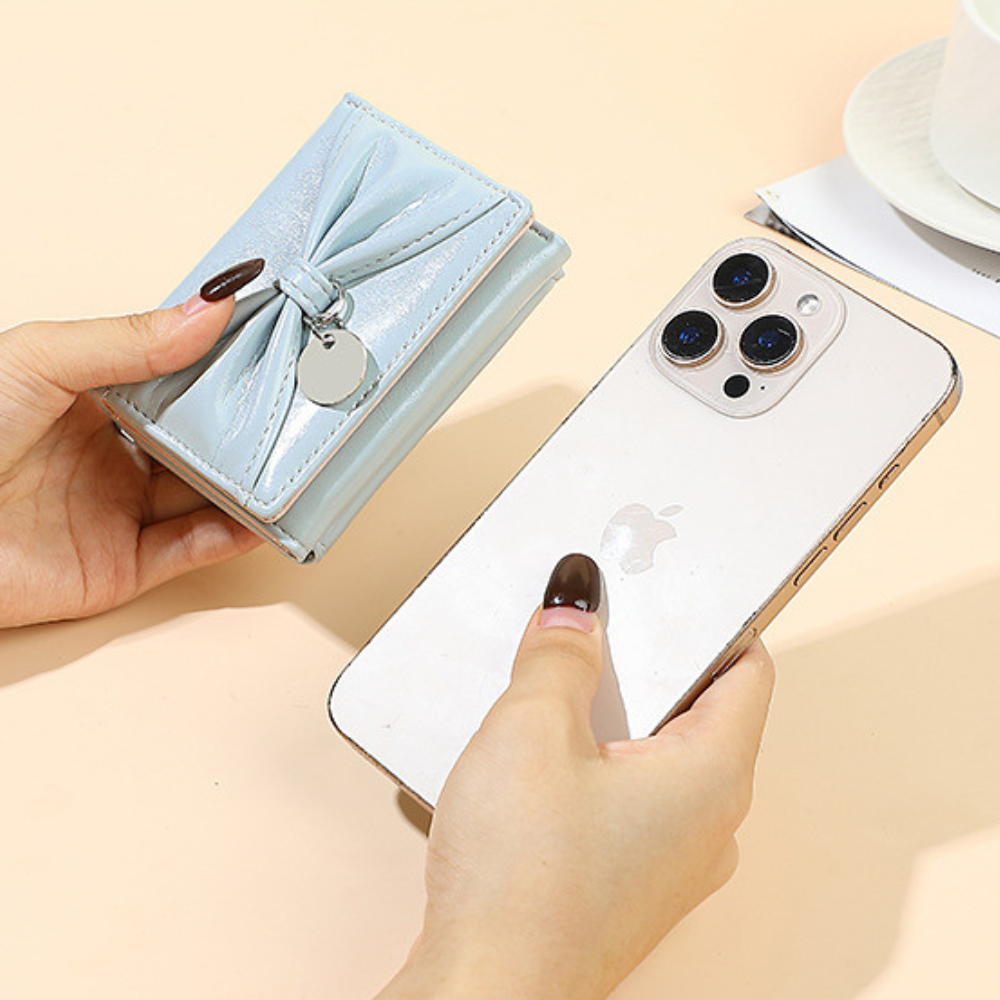 リボンチャーム｜ダブルハート留め具付き三つ折り財布