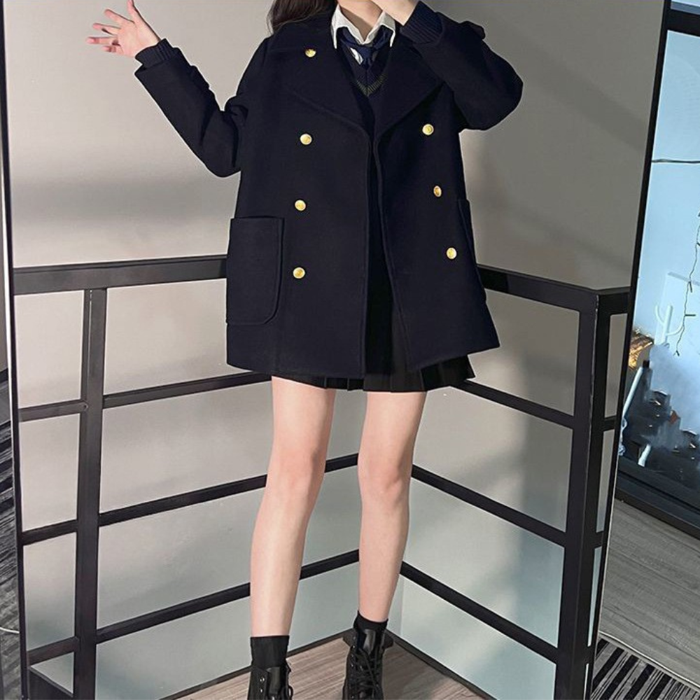 ダブルボタンショートコート