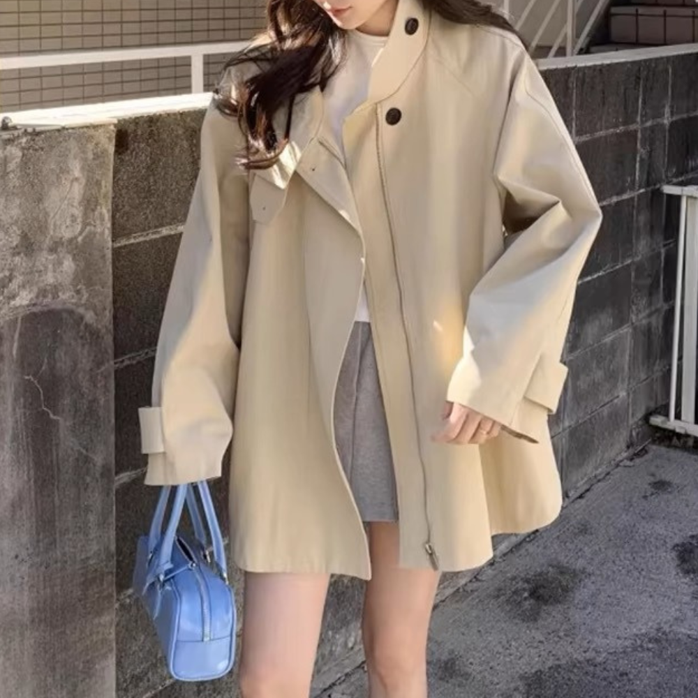 ショートトレンチコート