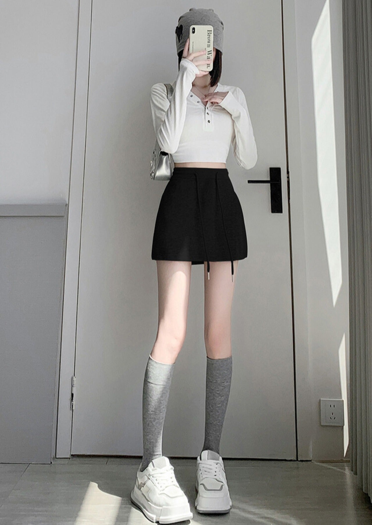 スポーティに盛れる！万能スウェット素材｜レイヤードスカート