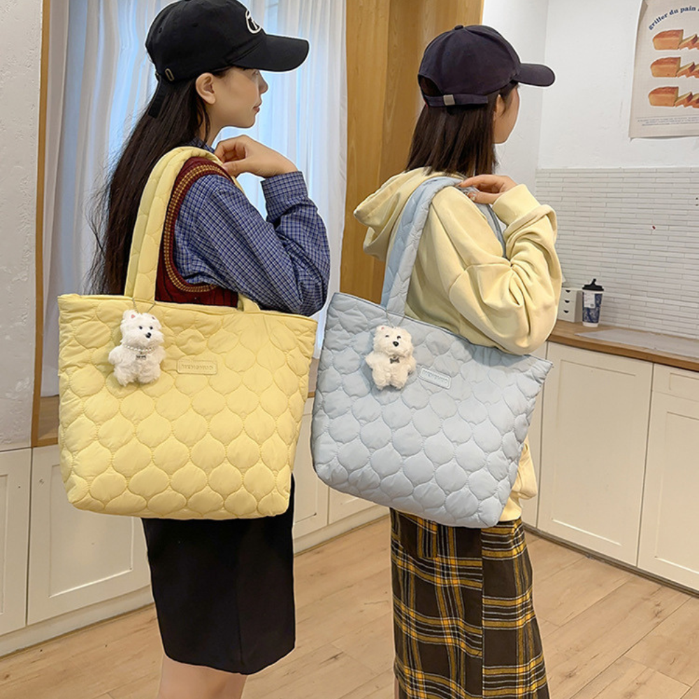 キルティングライトショルダーバッグ