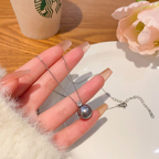 大粒パールチャームネックレス