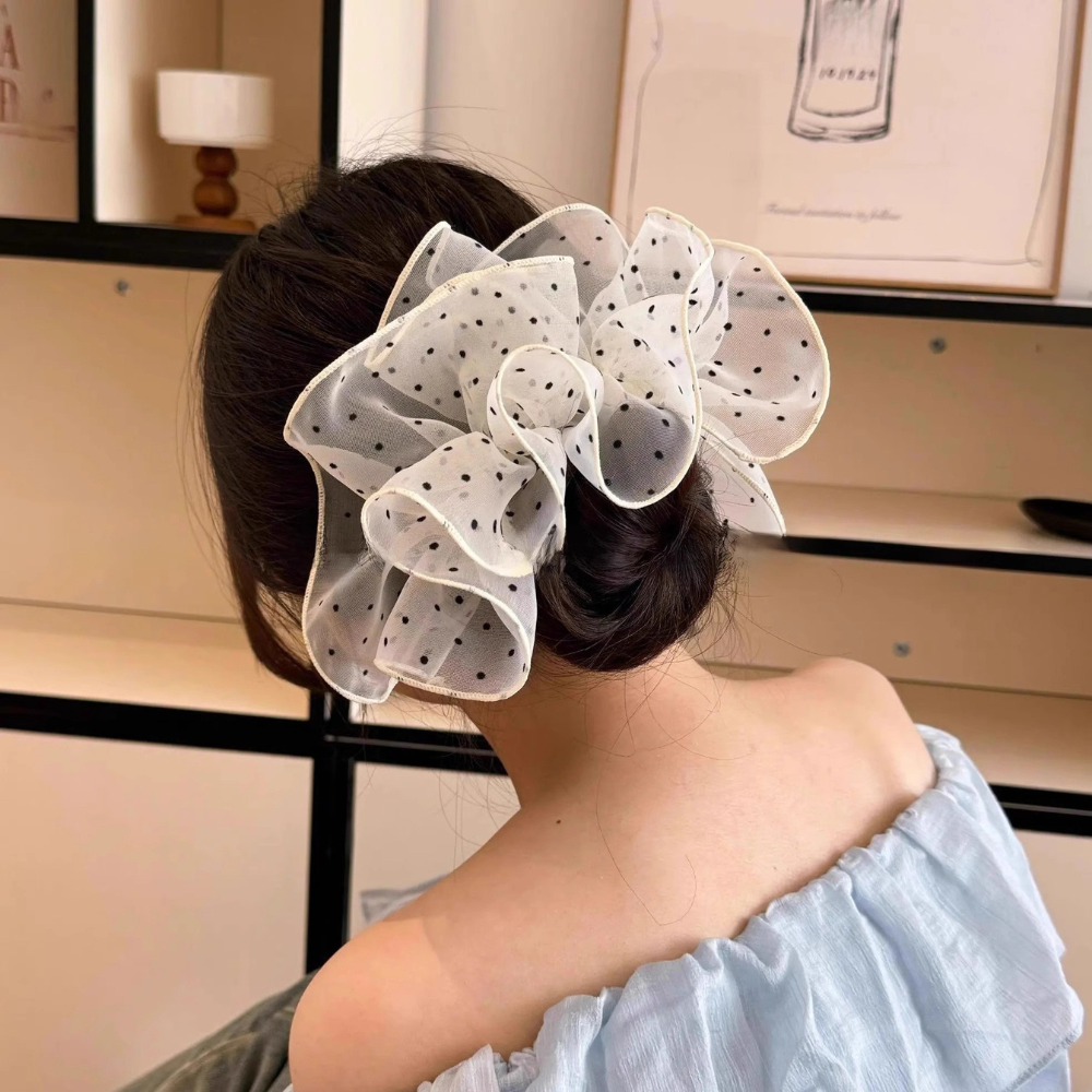 水玉フリルボリュームシュシュ