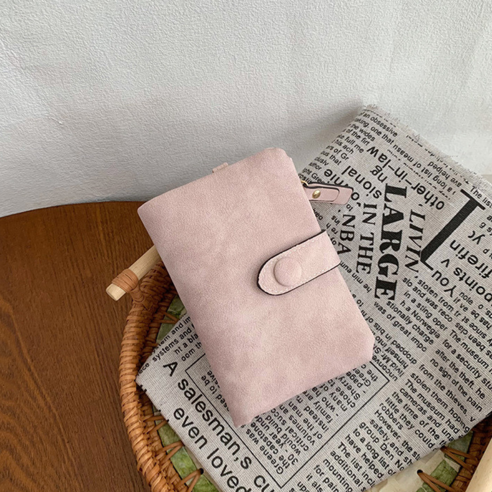 スエード調デザイン｜収納たっぷり二つ折り財布