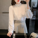 可憐に魅せる｜フリルデザインブラウス