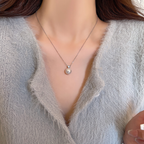 大粒パールチャームネックレス