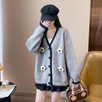 フラワーモチーフ付きカーディガン｜ガーリーカジュアル