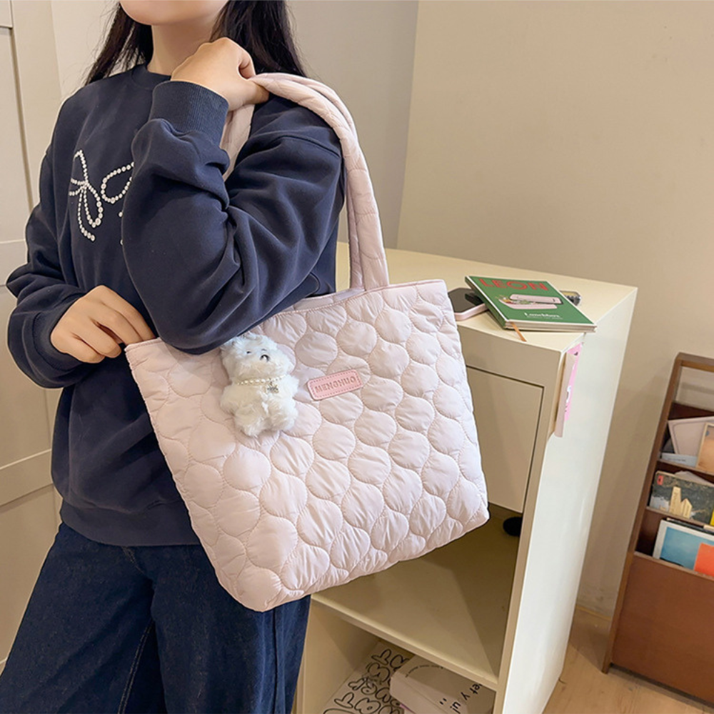 キルティングライトショルダーバッグ