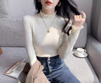 フリルネックリブニット｜上品スリムフィットトップス