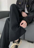 美脚シルエット｜フレアスラックスパンツ