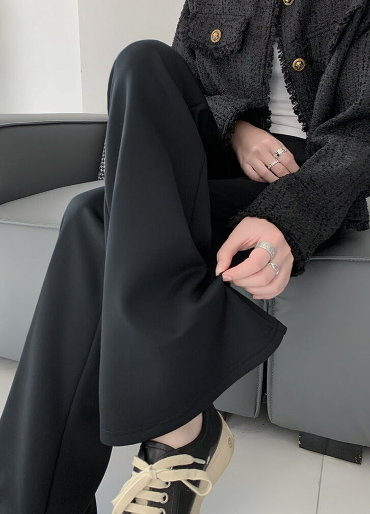 美脚シルエット｜フレアスラックスパンツ