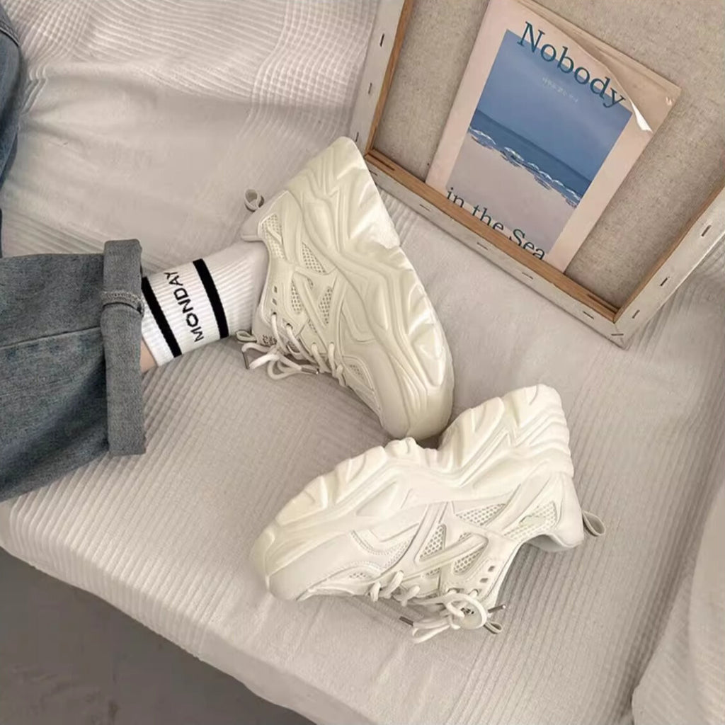 メッシュレイヤード｜ボリュームスニーカー