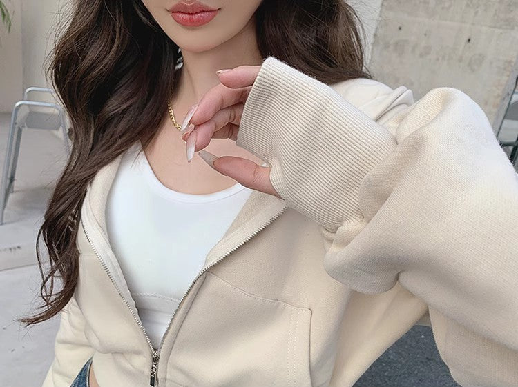 ベルベット裏地｜クロップド丈ジップアップパーカー