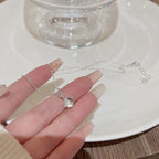 クリアストーンシルバーネックレス