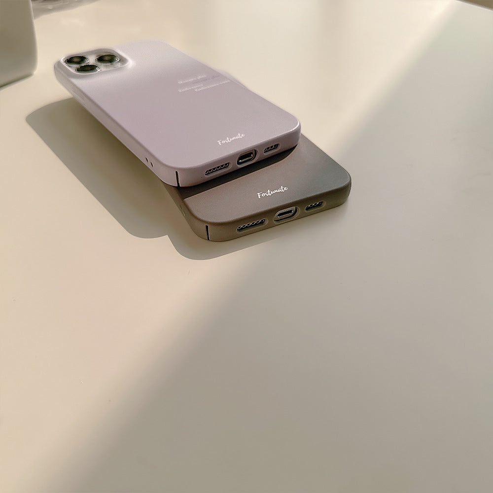 グラデ×ロゴ｜抜け感たっぷりiPhoneケース