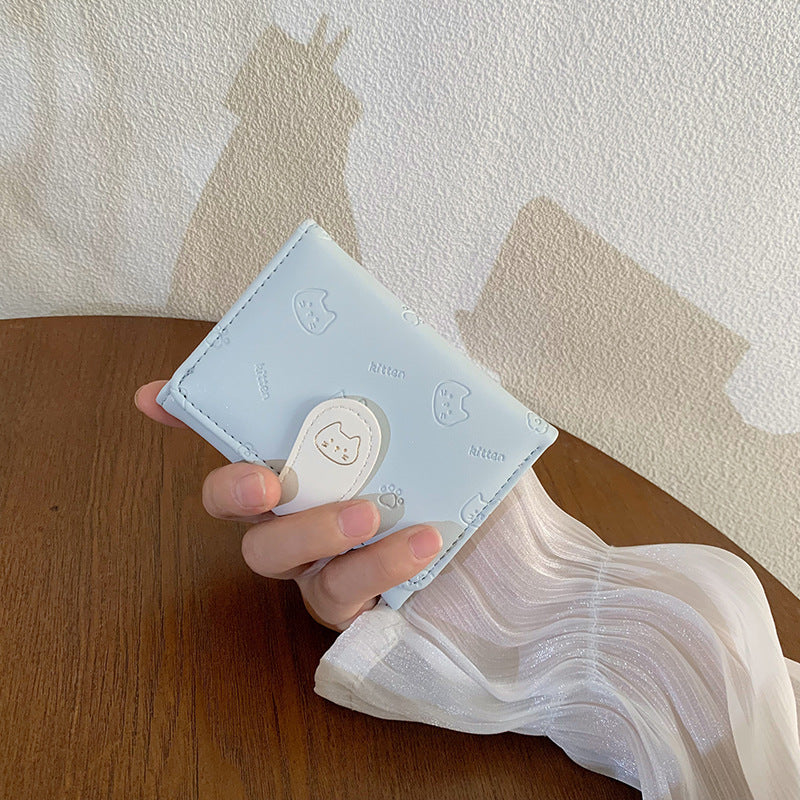 ネコ型エンボス｜コンパクト三つ折り財布