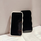 波打ちラインがかわいい｜ツヤ系iPhoneケース