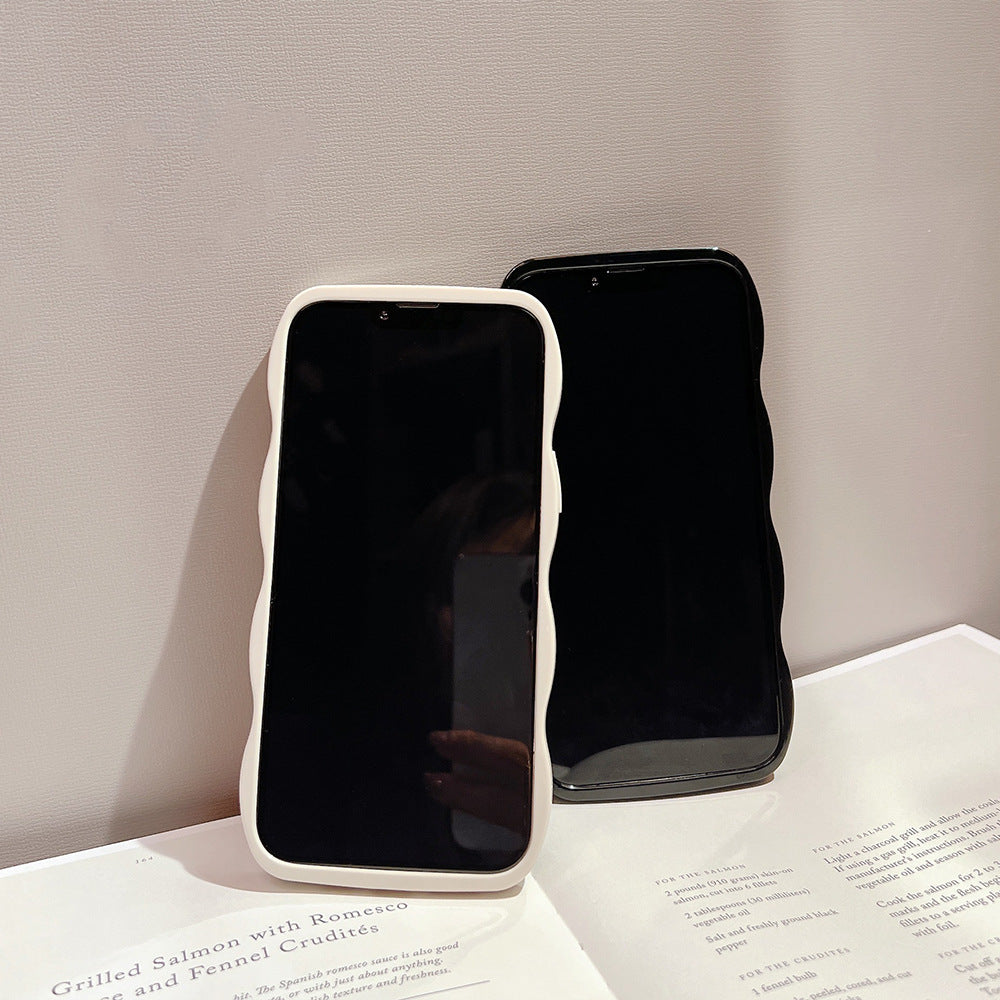 波打ちラインがかわいい｜ツヤ系iPhoneケース