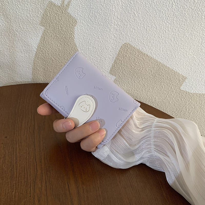 ネコ型エンボス｜コンパクト三つ折り財布