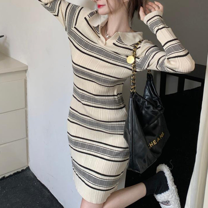 ストライプリブニットワンピース