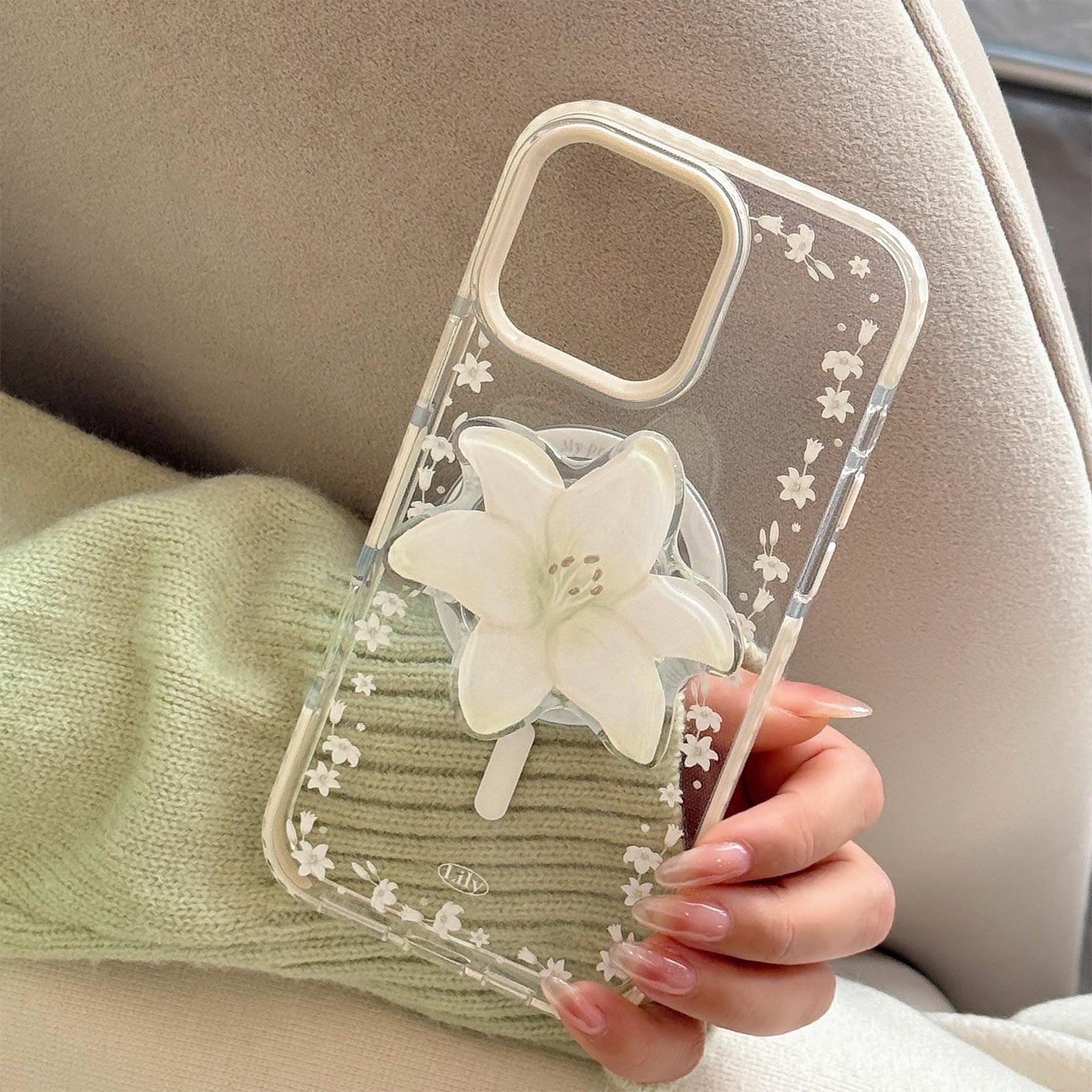 立体フラワー｜MagSafe対応iPhoneケース（スタンド付き）