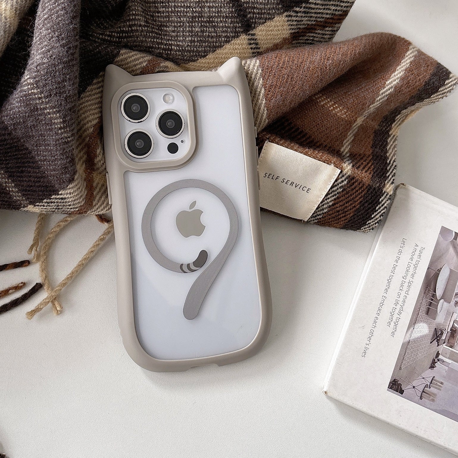 【MagSafe対応】ねこみみ＆しっぽ｜デザインiPhoneケース