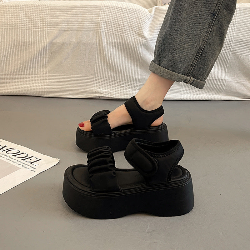 ギャザーデザイン｜厚底サンダル