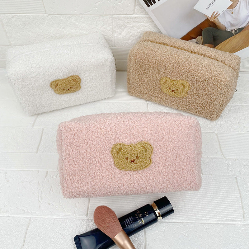 くまフェイス｜ふわもこメイクポーチ