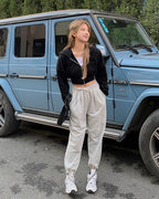 ベルベット裏地｜クロップド丈ジップアップパーカー