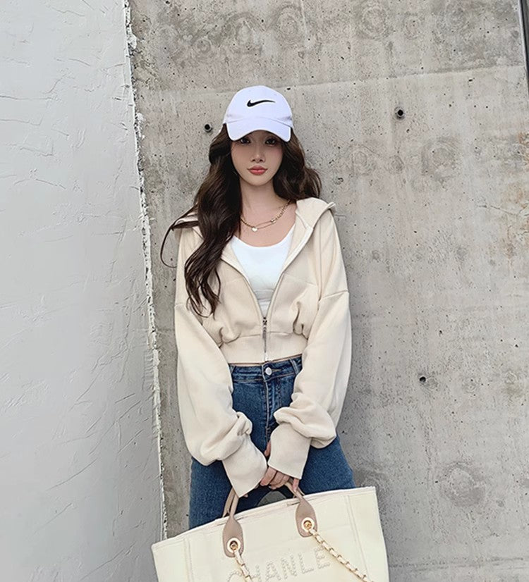 ベルベット裏地｜クロップド丈ジップアップパーカー